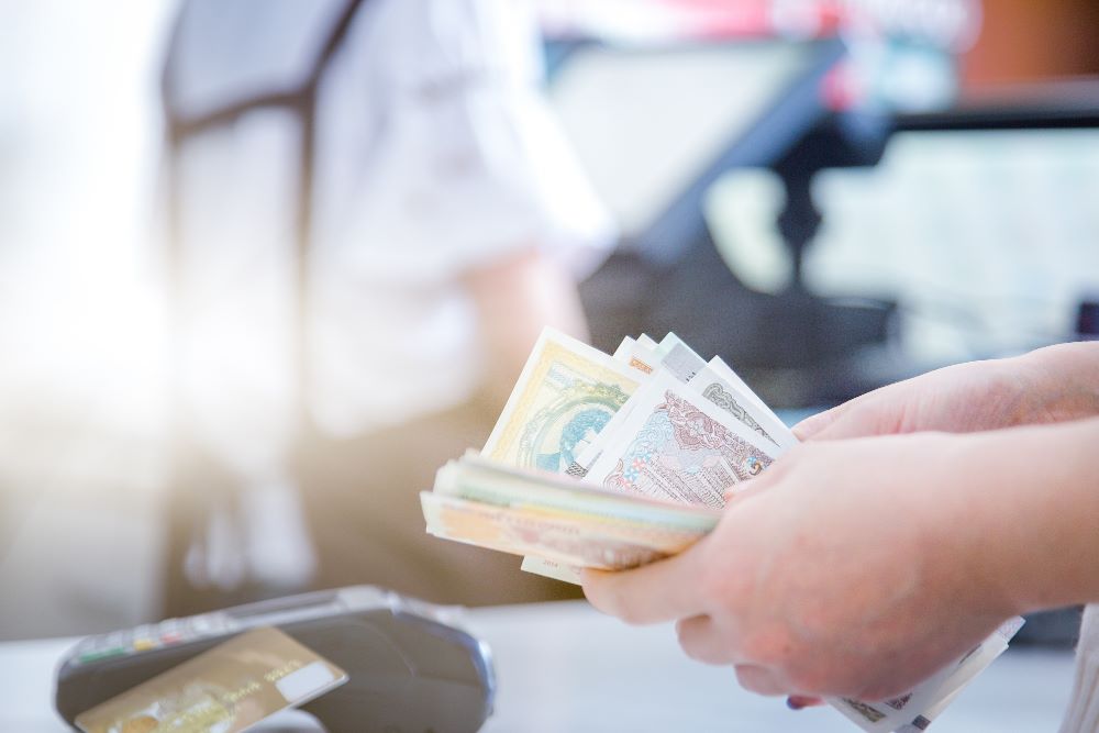 خدمات المال